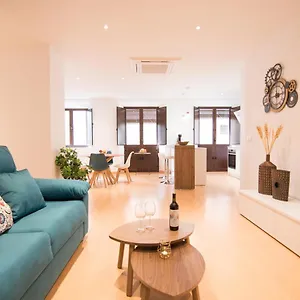 Tuguest Alhondiga Apartment